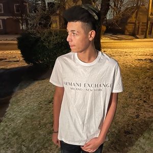 Meet your Posher, Mikehi